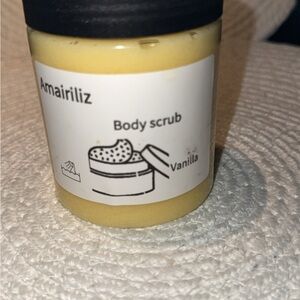 Vanilla Body Scrub - Yellow